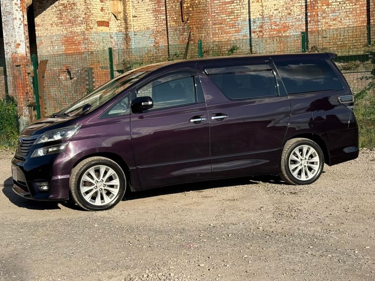 2022 Toyota Vellfire 2.4 Z + 8 Seater + Purple Pearl MPV PETROL Automatic