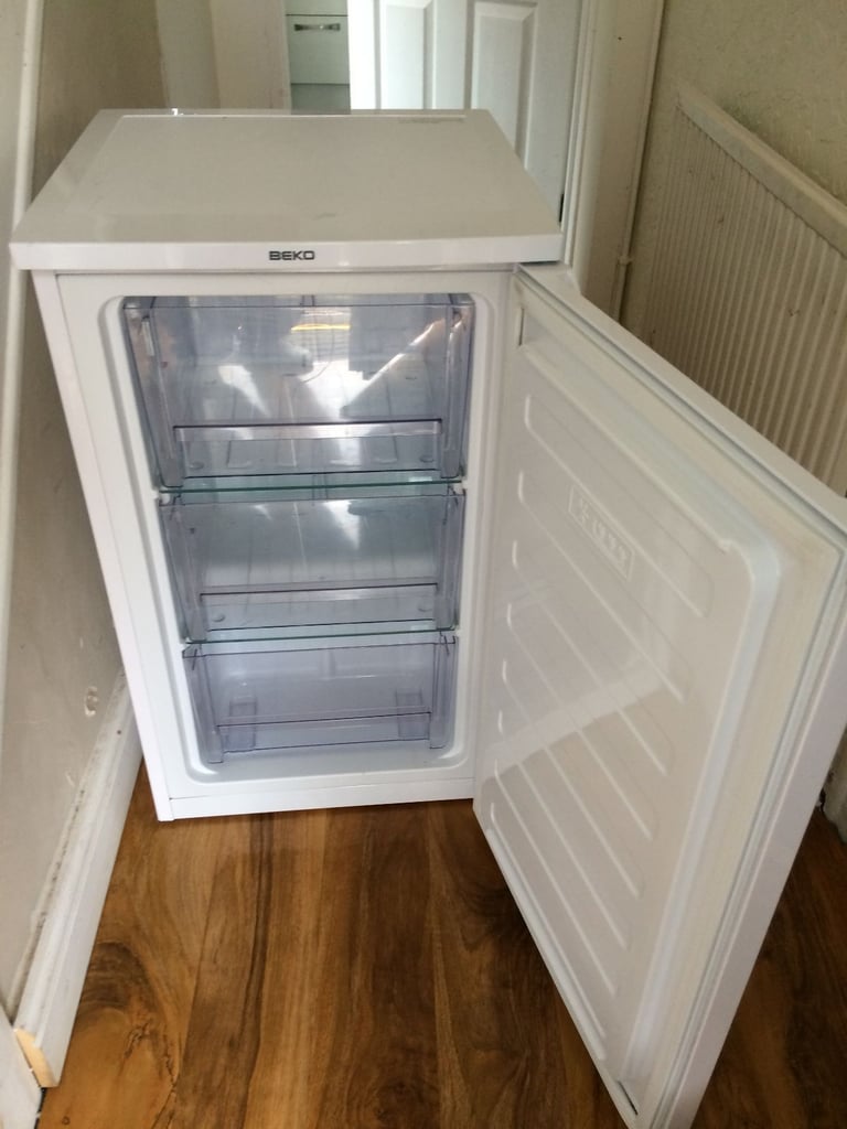 image for SLIMLINE FROST FREE BEKO UNDER-COUNTER FREEZER IN EXCELLENT WORKING CONDITION