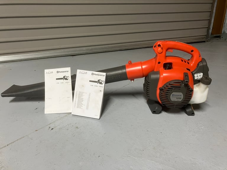 Husqvarna leaf blower 