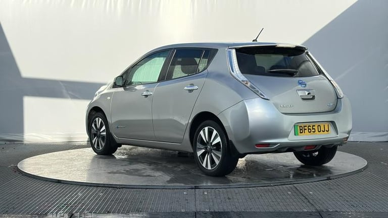 2015 Nissan Leaf 80kW Tekna 24kWh 5dr Auto HATCHBACK ELECTRIC Automatic