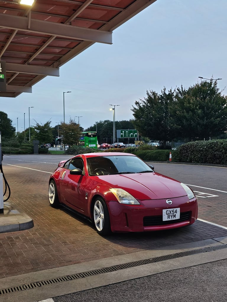 Nissan 350z , 2004, Automatic, Serviced recently, New Tyres.