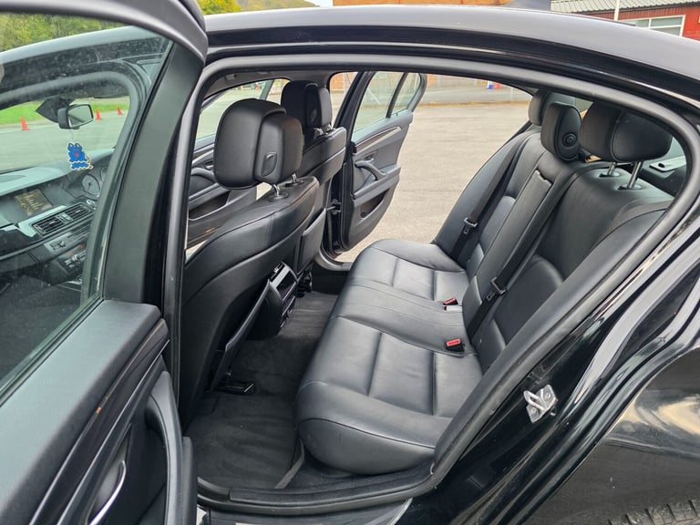 2012 BMW 5 Series 520d SE 4dr Step Auto [Start Stop] 8 SPEEDS NEW SHAPE SALOON Diesel Automatic