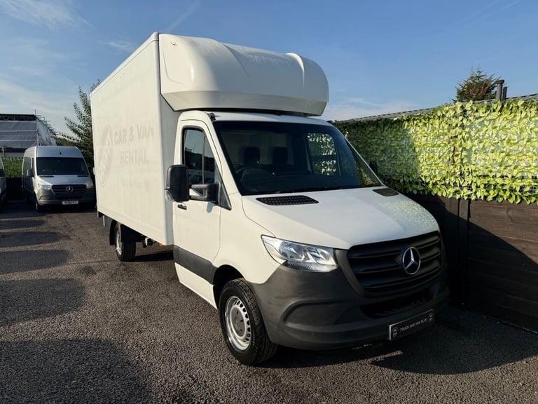 image for 2020 Mercedes-Benz Sprinter 3.5t Chassis Cab CHASSIS CAB DIESEL Manual