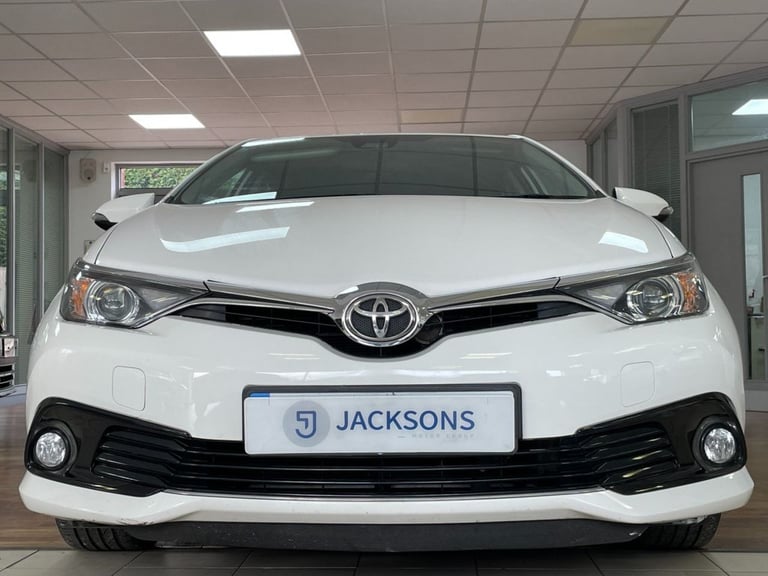 2017 Toyota Auris 1.2T Design TSS 5dr HATCHBACK PETROL Manual
