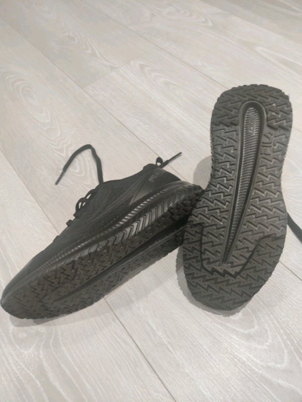 Womens shoes FILA size 4