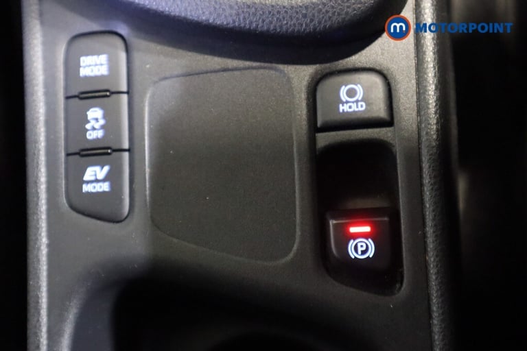 2022 Toyota Yaris Cross 1.5 Hybrid Design 5dr CVT Estate Hybrid Automatic