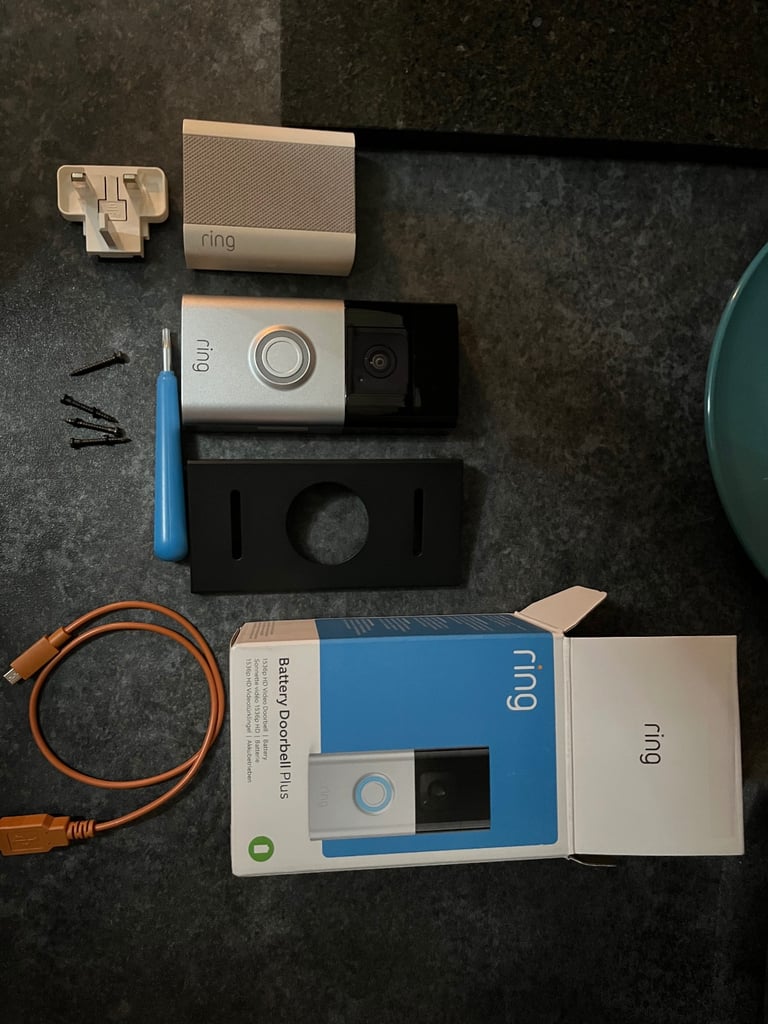 Ring plus doorbell and chime 3 months old!