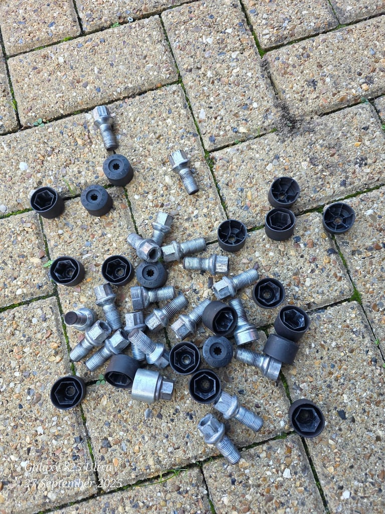 Vw golf wheels and tyres