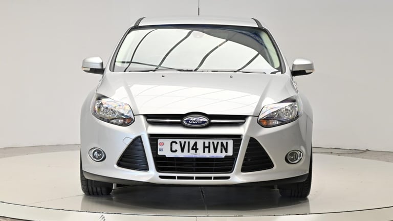 2014 Ford Focus 1.6 TDCi Zetec Euro 5 (s/s) 5dr HATCHBACK Diesel Manual