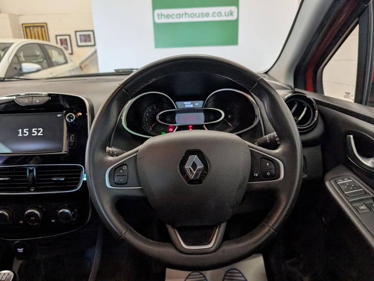 2019 Renault Clio 0.9 TCe Iconic Euro 6 (s/s) 5dr HATCHBACK Petrol Manual