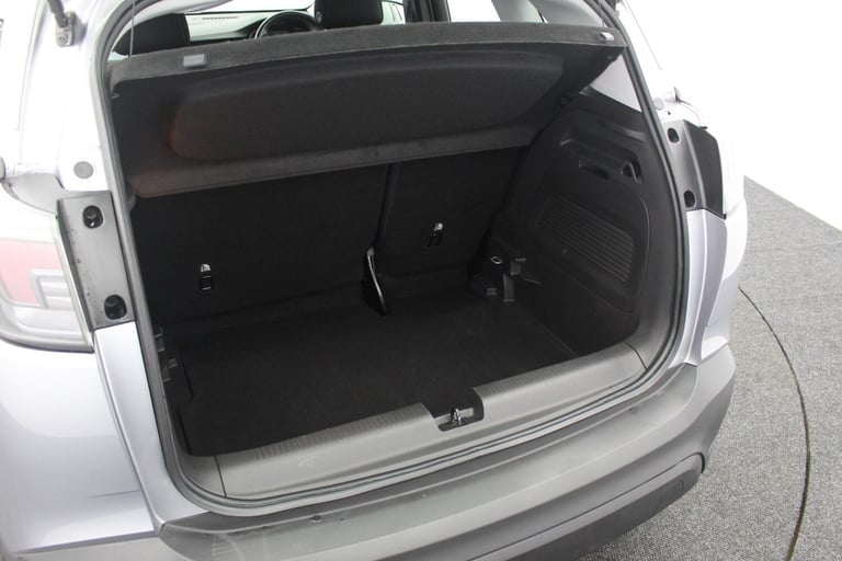 2021 Vauxhall Crossland 1.2 SE 5dr HATCHBACK PETROL Manual