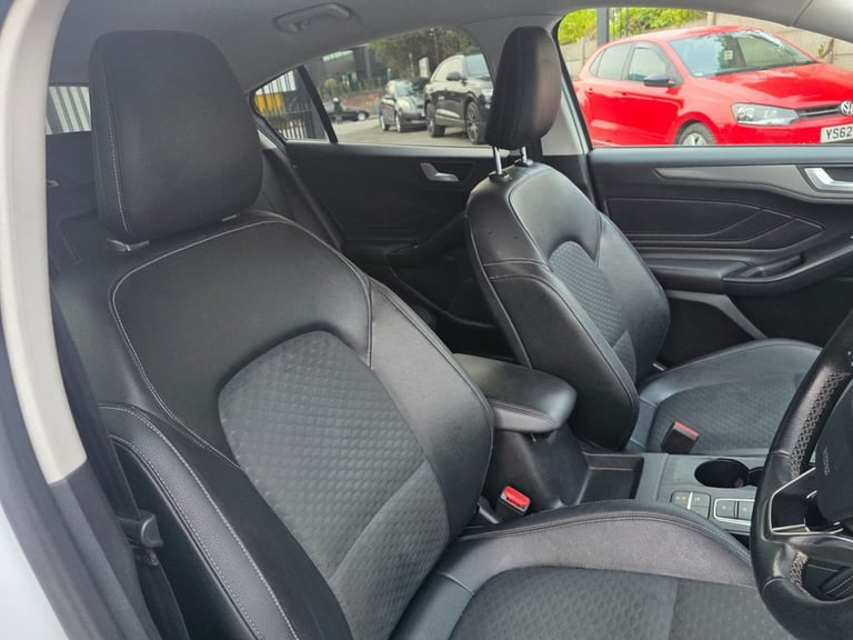 2018 Ford Focus 1.0 EcoBoost 125 Titanium X 5dr Auto HATCHBACK PETROL Automatic