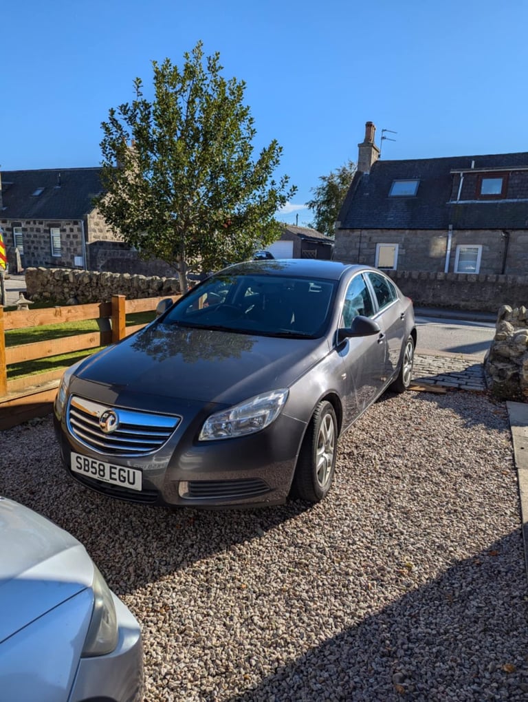 2009 vauxhall insignia - Spares or Repairs.
