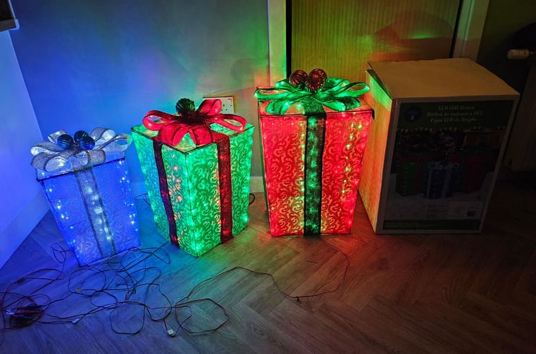 image for Costco Large Outdoor Christmas Presents Decoration