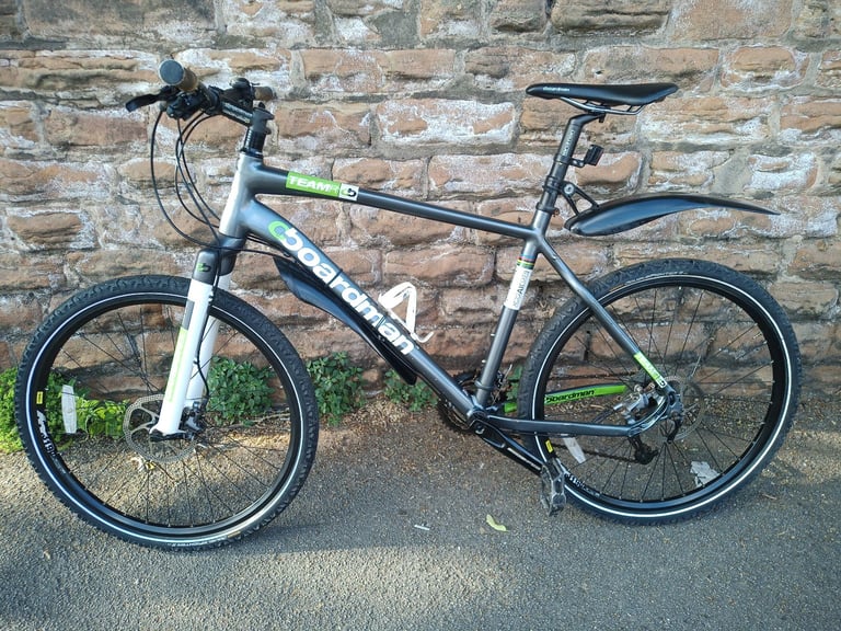 Boardman Team-R Light Weight Cross Country Mountain Bike - Carbon Forks