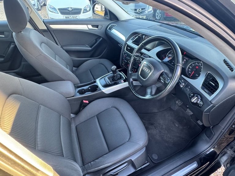 2009 Audi A4 2.0 TDI Executive SE Saloon 4dr Diesel Manual Euro 4 (143 ps) Saloon Diesel Manual