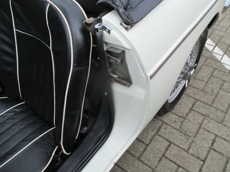 1968 MG MGC Petrol Manual