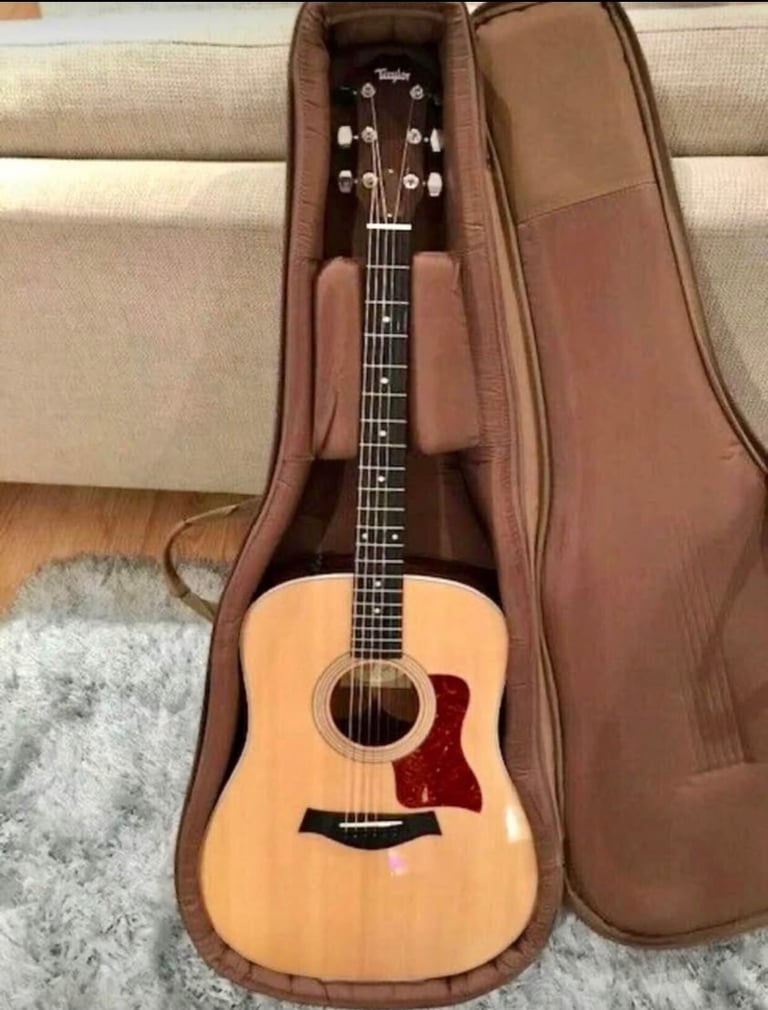 image for Immaculate Taylor 210eG Electro acoustic. With new Taylor strap & hard case/£725 