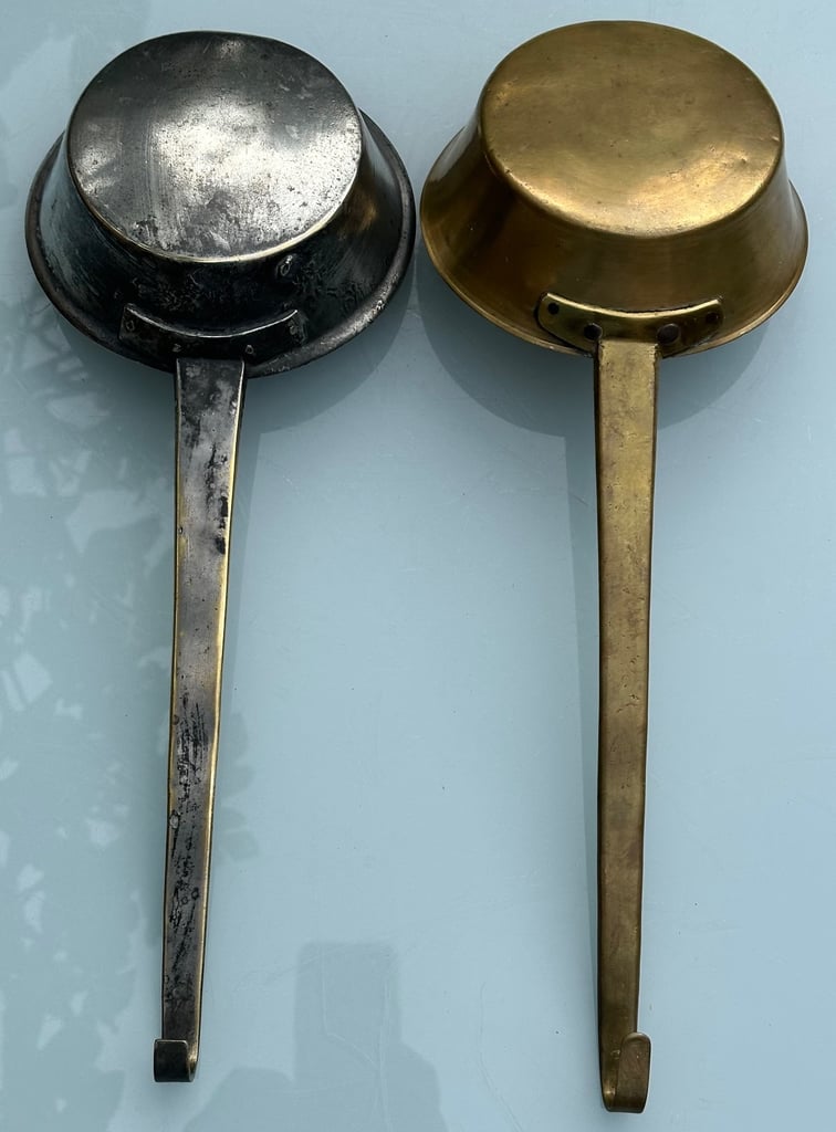 ANTIQUE FRENCH BRASS LADLES, HANGING DIPPERS, LOUCHES, L38cm - 1800s KITCHENALIA - WILL POST!