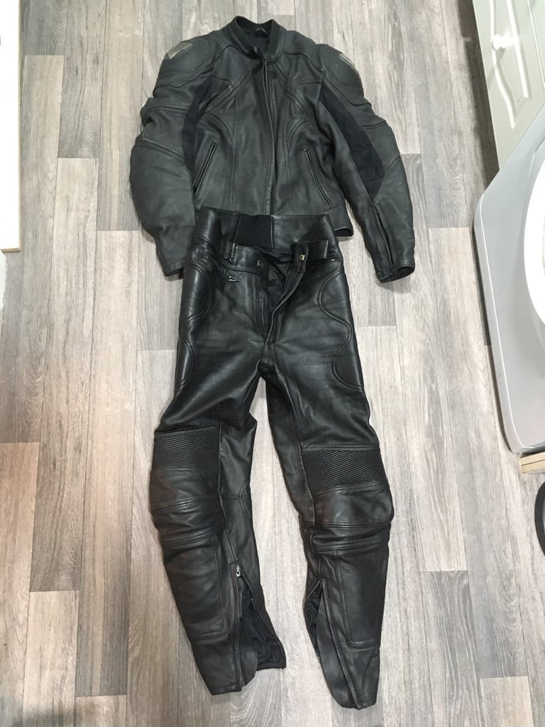 2 piece women’s leather biker gear