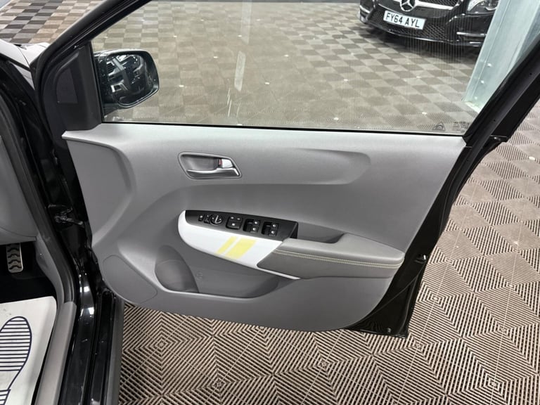 2019 Kia Picanto 1.25 X-Line Auto Euro 6 5dr HATCHBACK Petrol Automatic