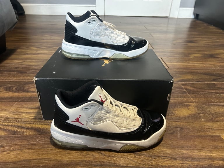 image for Nike jordans