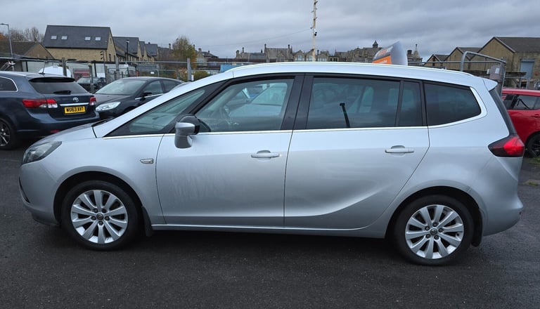 2014 Vauxhall Zafira 1.8i Tech Line 5dr MPV Petrol Manual