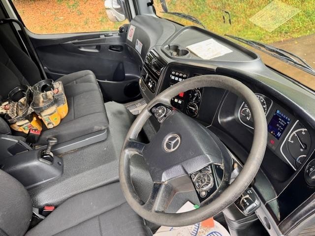 2015 65 Mercedes Atego 1324 E6 RSP vacuum excavator with coring rig