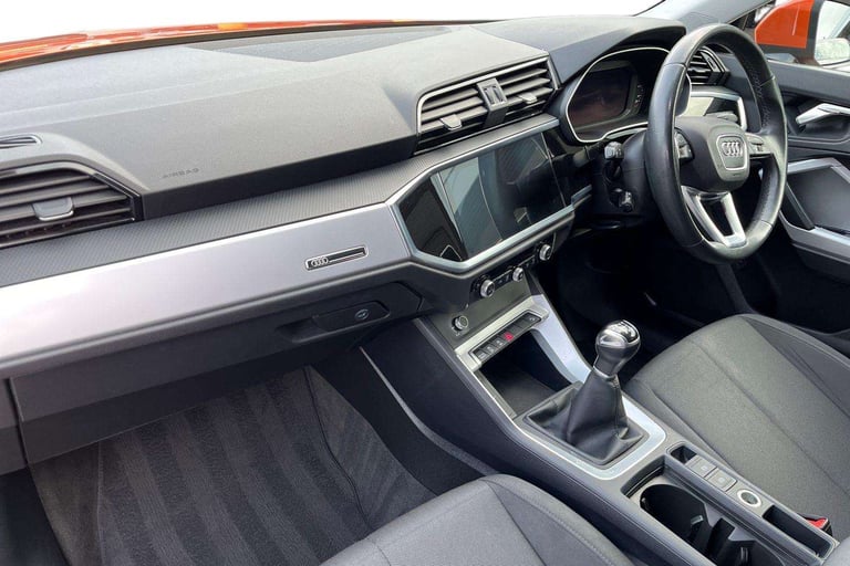 2022 Audi Q3 35 TFSI Technik 5dr ESTATE PETROL Manual