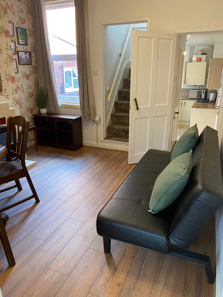 DOUBLE ROOM FOR RENT IN B10 SMALL HEATH