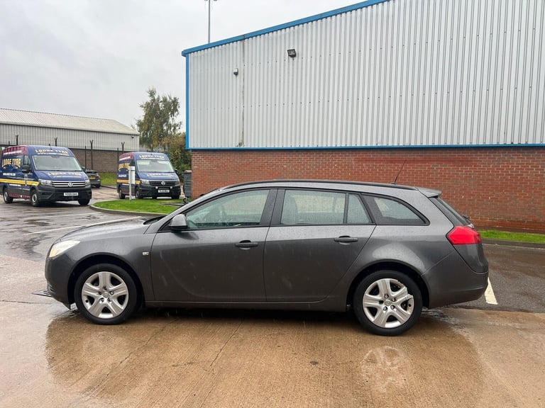  Vauxhall Insignia 2.0 CDTi ES Sports Tourer Euro 5 5dr Diesel Manual