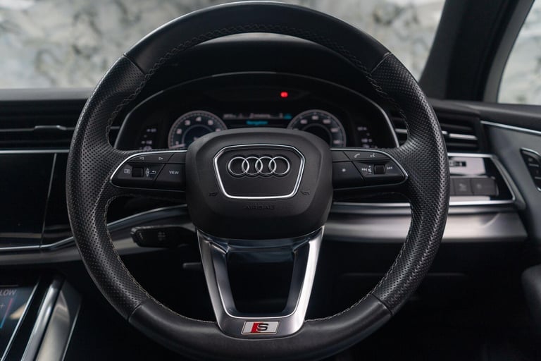  Audi Q7 3.0 TFSIe V6 55 S line Tiptronic quattro Euro 6 (s/s) 5dr 17.9kWh Petrol/Electric Hybrid...