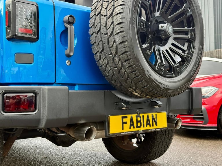 2015 Jeep Wrangler Sahara Auto 2.8 CRD **Deranged Conversion - Low Miles**