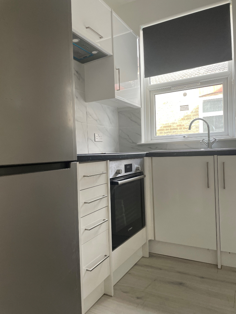 BRAND NEW 1 BEDROOM APARTMENT FOR RENT! WALTHAMSTOW
