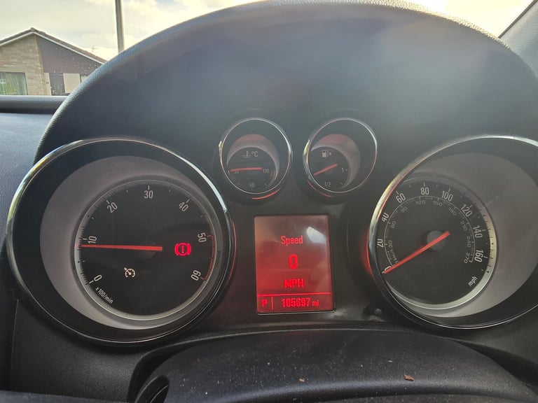 Vauxhall, ASTRA, Hatchback, 2014, Other, 1956 (cc), 5 doors