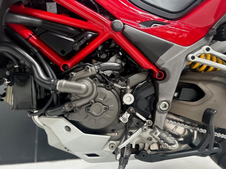 STUNNING 2016/16 DUCATI MULTISTRADA 1200 MOTORCYCLE 