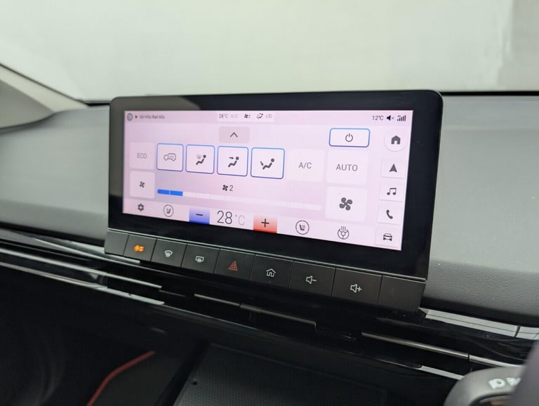 2025 MG MG4 64kWh Trophy Long Range Hatchback 5dr Electric Auto (203 ps) - APPLE CARPLA HATCHBACK...