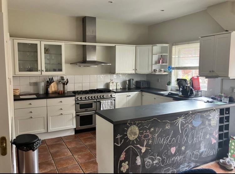 Whole top floor of 3 storey town house Colchester 