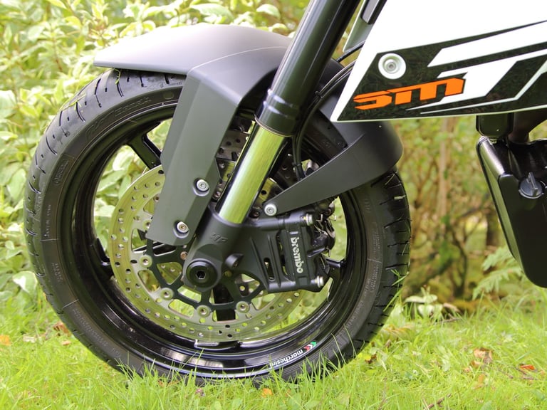 KTM 990 SMT