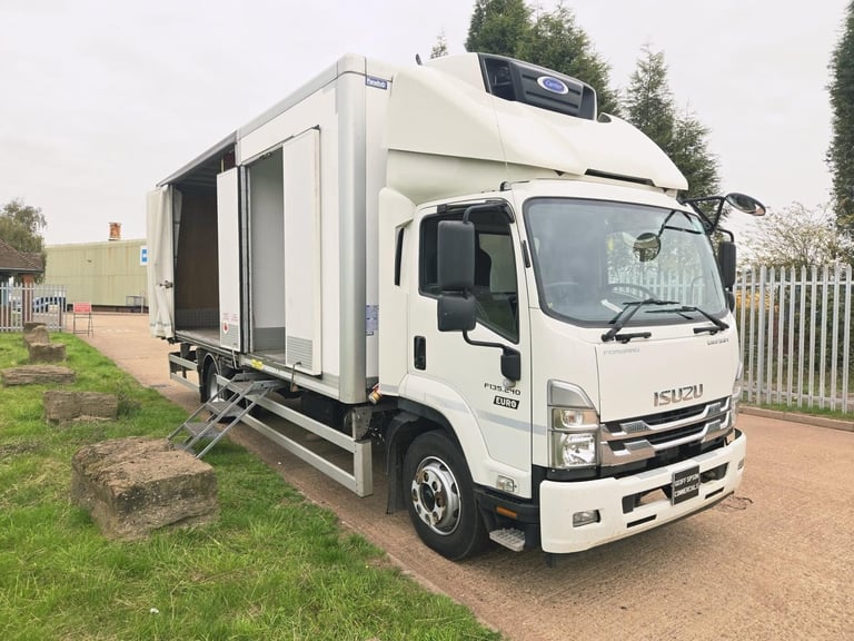ISUZU FORWARD F135 240 13.5 TON FRIDGE / CURTAINSIDER, EURO 6, CARRIER SUPRA 550
