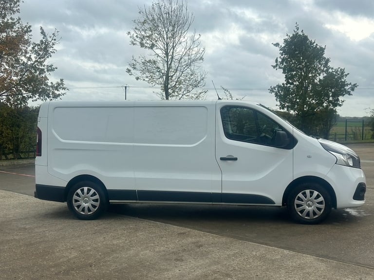 2019 19 Renault Trafic 1.6 DCI Business + LWB , NO VAT , 12 mth MOT , Sat nav 