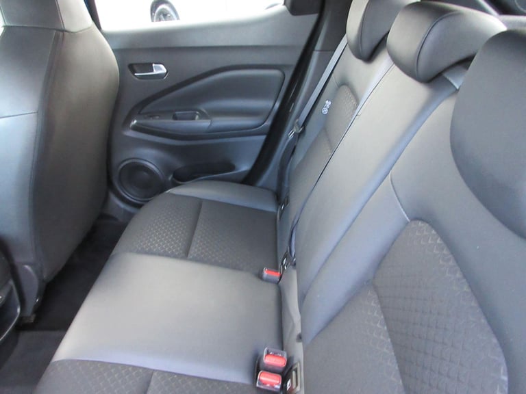 2023 Nissan Juke 1.0 DIG-T N-Connecta Euro 6 (s/s) 5dr HATCHBACK Petrol Manual