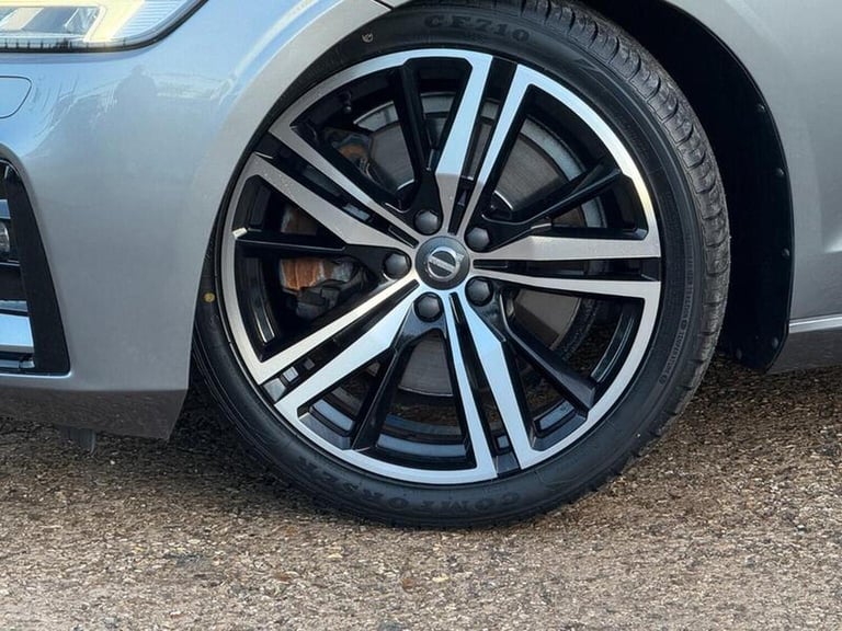 VOLVO S60 2.0 T5 R-Design Edition Auto Euro 6 (s/s) 4dr 2019