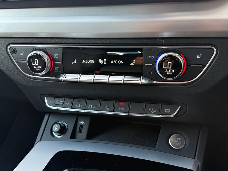  Audi Q5 2.0 TFSIe 50 S line SUV 5dr Petrol Plug-in Hybrid S Tronic quattro Euro 6 ( Petrol/Elect...