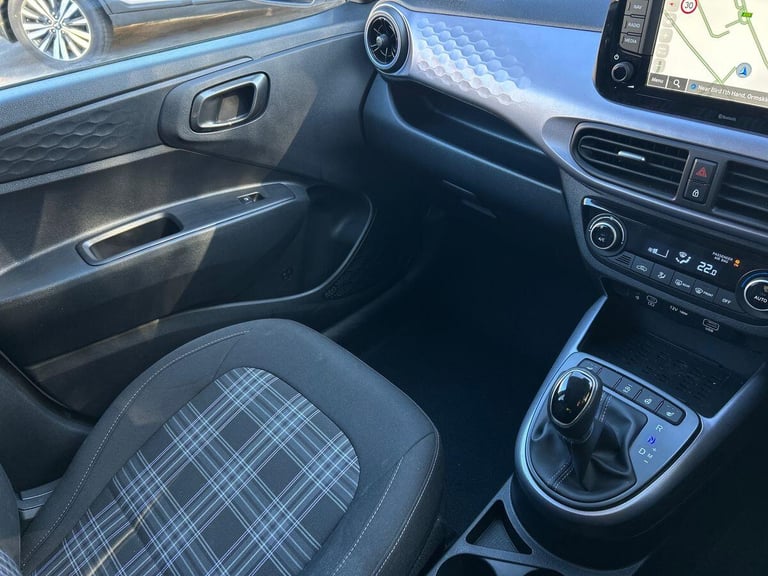 2024 Hyundai i10 1.0 Premium Hatchback 5dr Petrol Auto Euro 6 (s/s) (63 ps) Hatchback PETROL Auto...