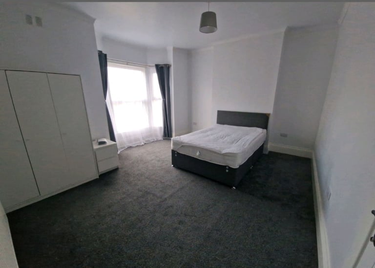 Furnished double rooms to rent! *1 WEEK FREE RENT*