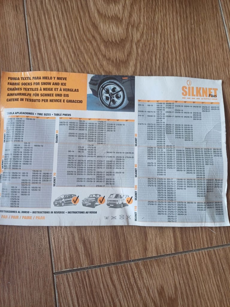 Car Wheel Snow Ice traction covers Silknet Snow socks