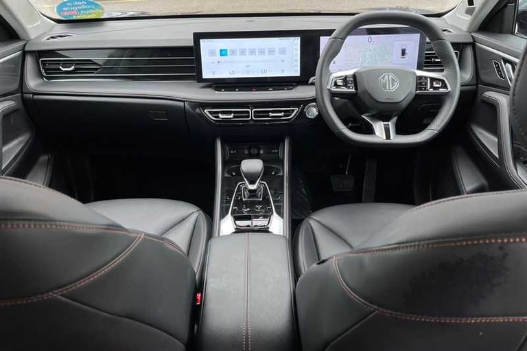 2025 MG MG HS 1.5 T-GDI Trophy 5dr DCT ESTATE PETROL Automatic