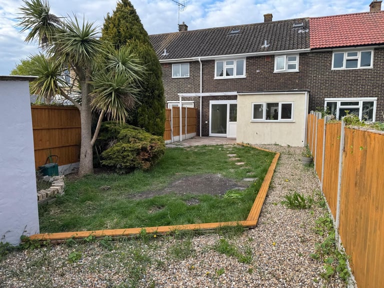 3 bed room rent in basildon