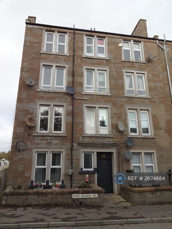 1 bedroom flat in East School Road, Dundee, DD3 (1 bed) (#2674884)